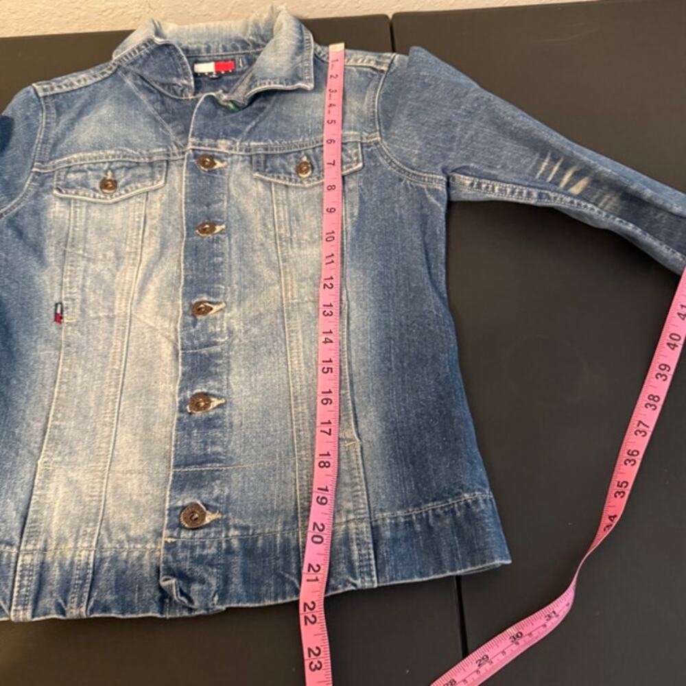 Tommy Jeans Small Vintage Light Wash Denim Jacket Button Up Faded Look - Picture 6 of 7